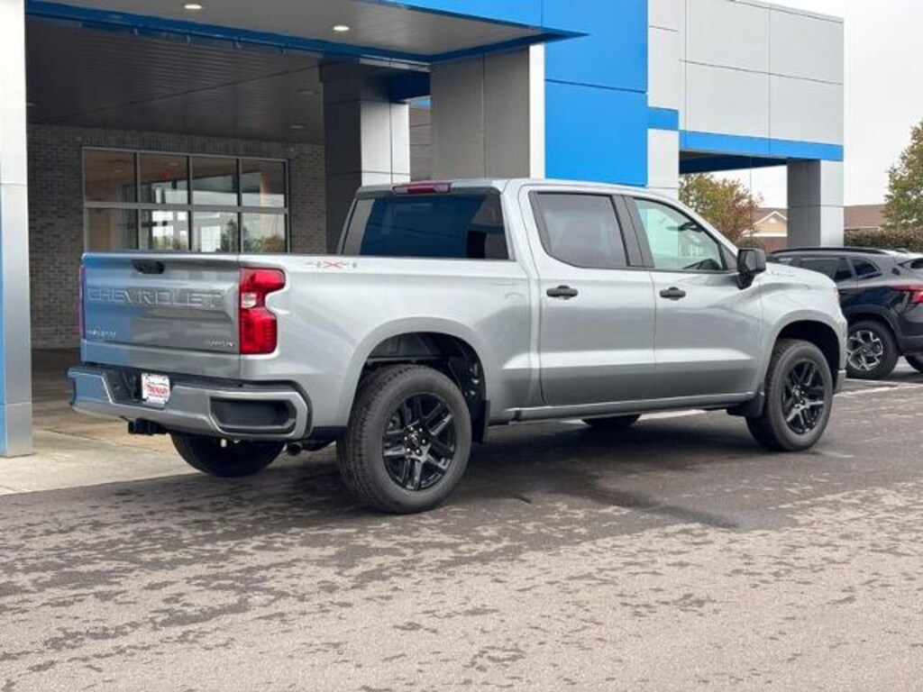 New 2026 Chevrolet Silverado 1500 Custom Truck