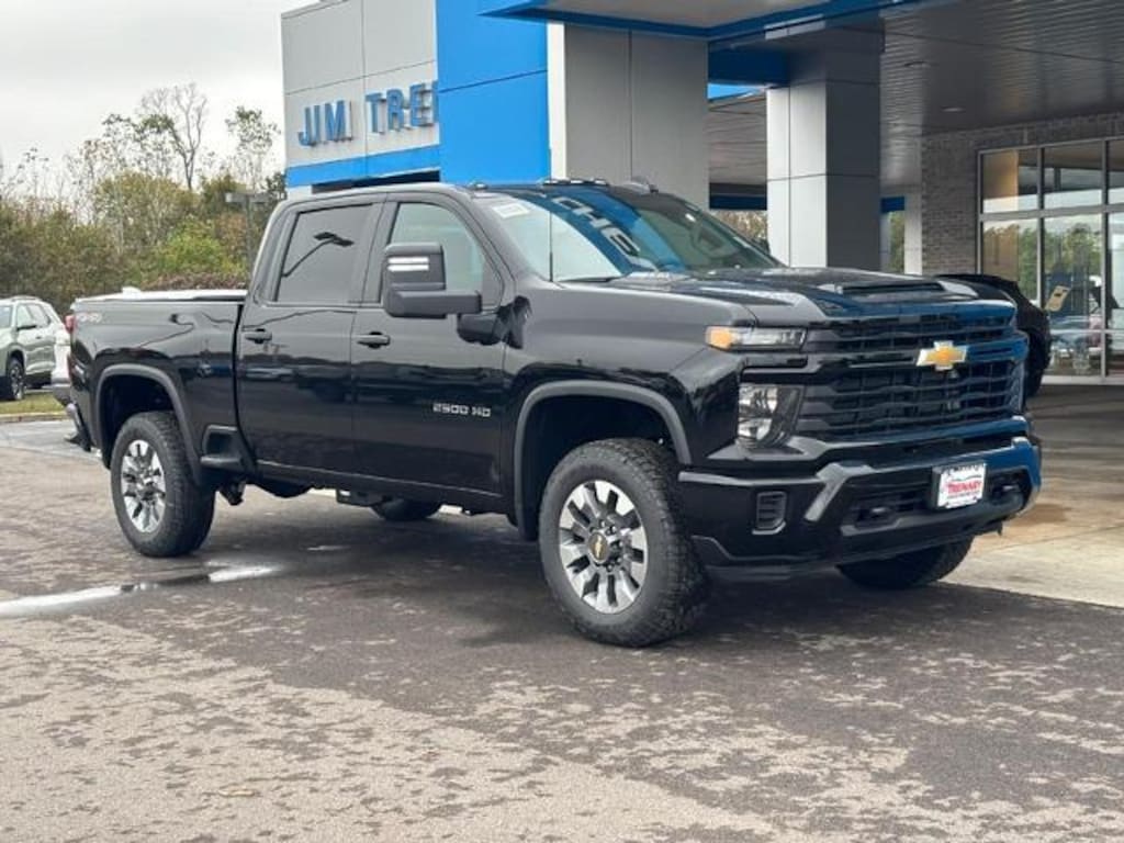 New 2026 Chevrolet Silverado 2500HD Custom Truck