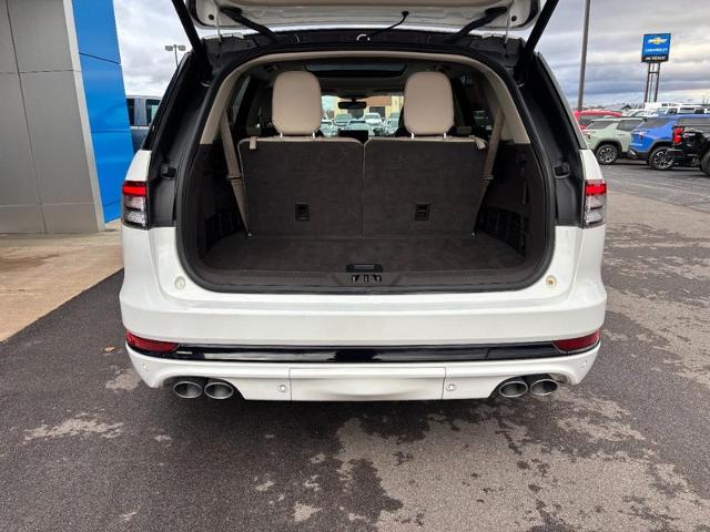 2022 Lincoln Aviator Reserve photo 4