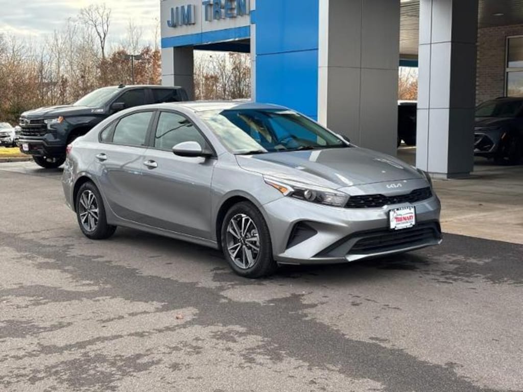 Used 2024 Kia Forte LXS Car