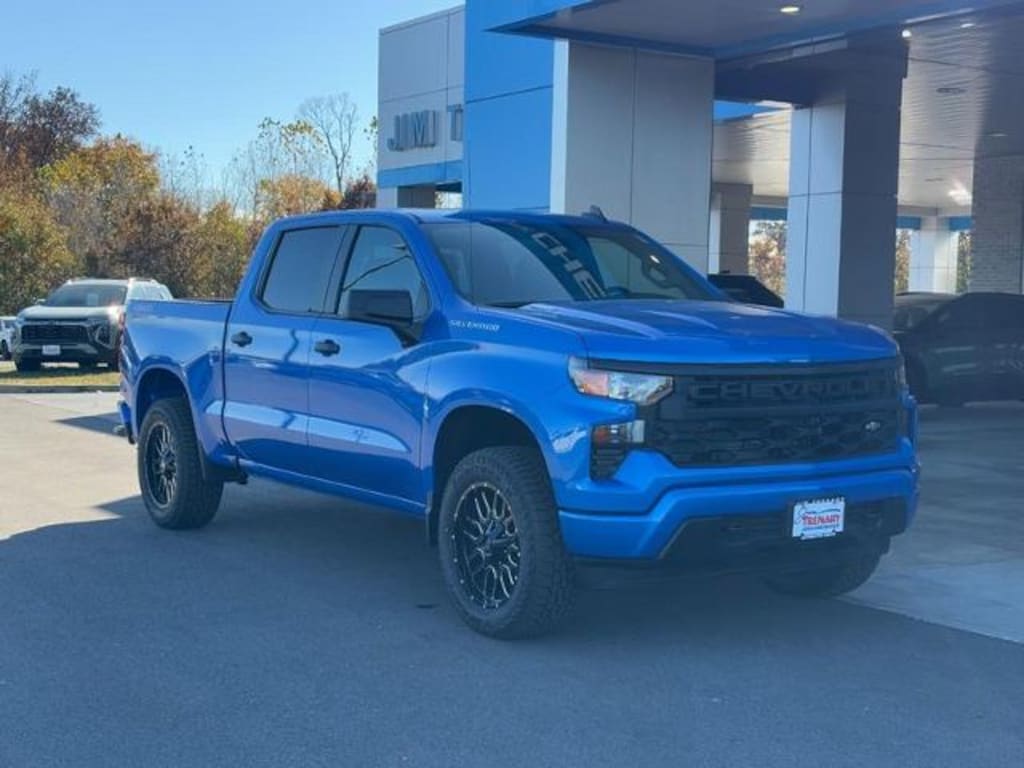 New 2026 Chevrolet Silverado 1500 Custom Truck