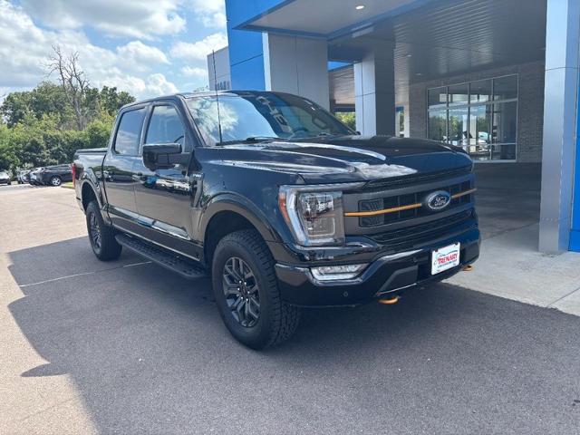2023 Ford F-150 XL photo 2