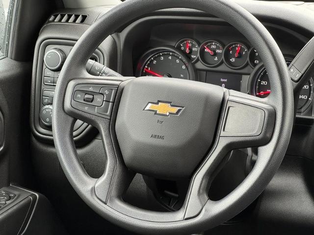 2025 Chevrolet Silverado 1500 Custom - Photo 8