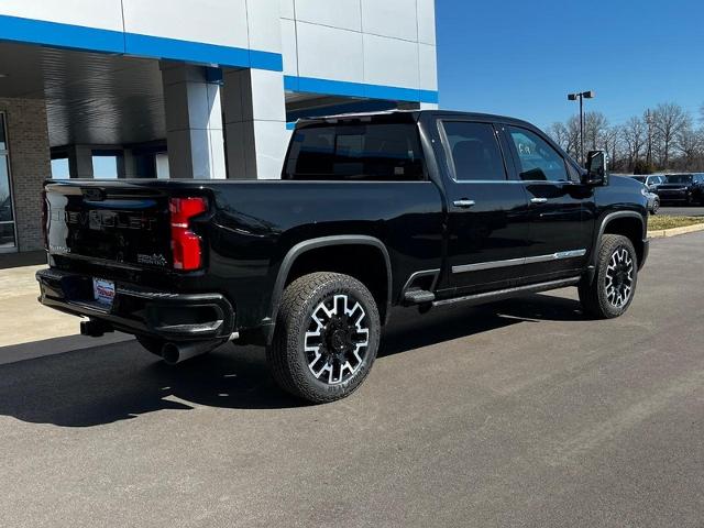 2025 Chevrolet Silverado 2500HD High Country photo 3