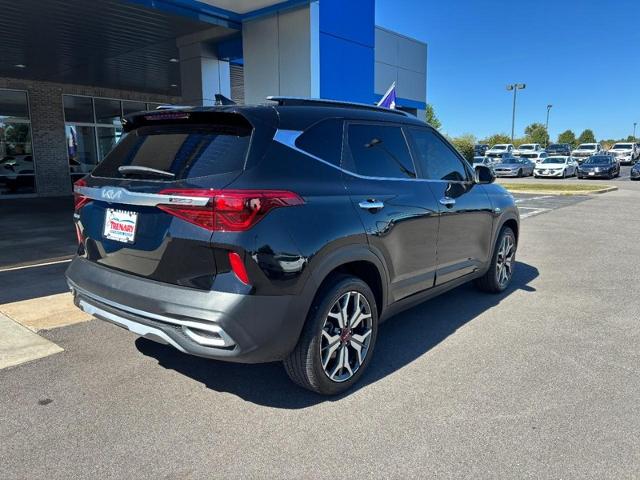 2023 Kia Seltos SX photo 3