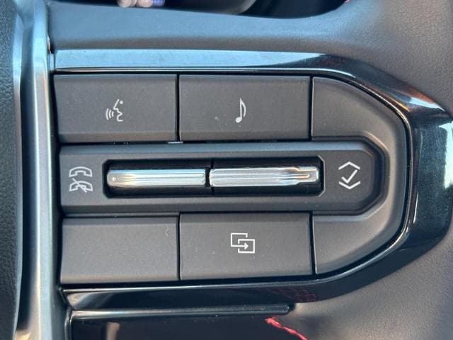 2025 Chevrolet Colorado Z71 - Photo 12