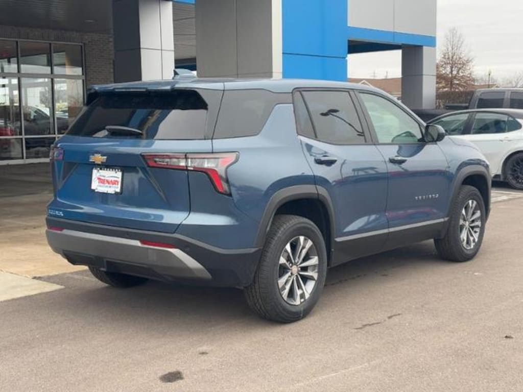 New 2026 Chevrolet Equinox FWD LT SUV