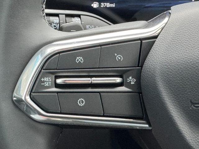 2027 Chevrolet Equinox LT - Photo 10