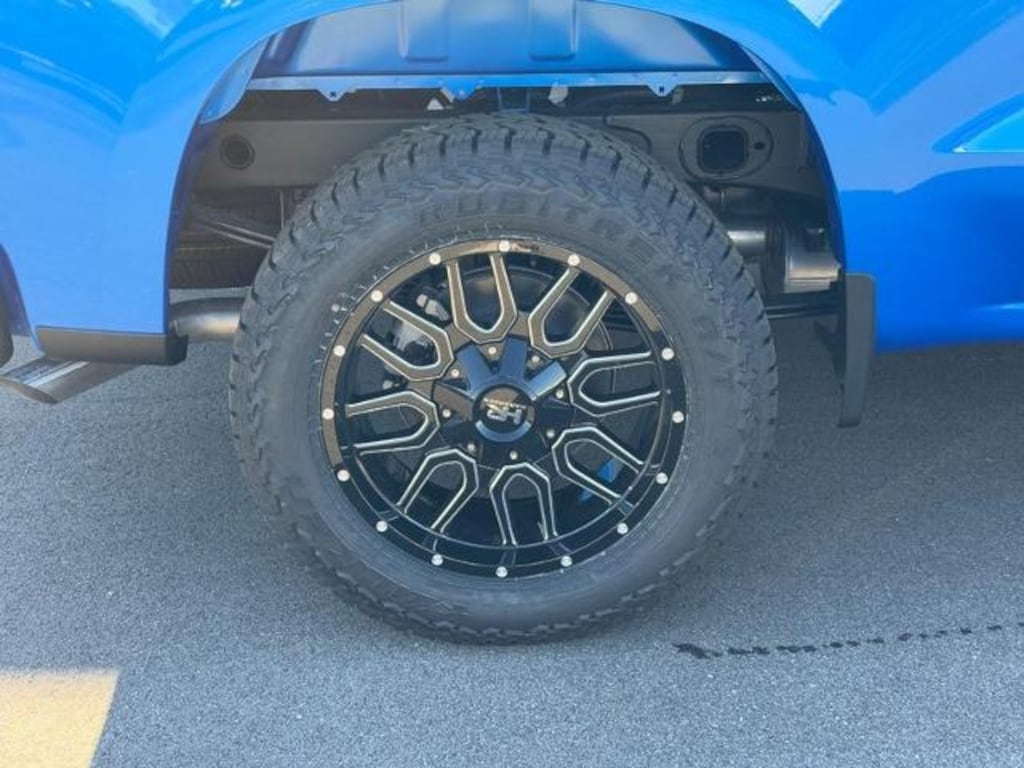 New 2026 Chevrolet Silverado 1500 Custom Truck