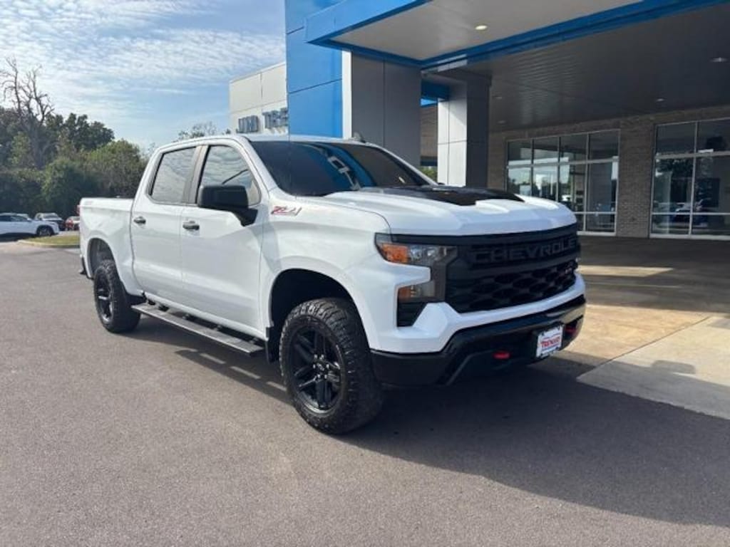 Used 2022 Chevrolet Silverado 1500 Custom Trail Boss Crew Cab Pickup