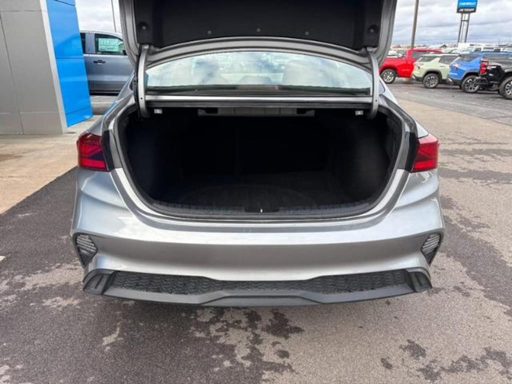 Used 2024 Kia Forte LXS Car