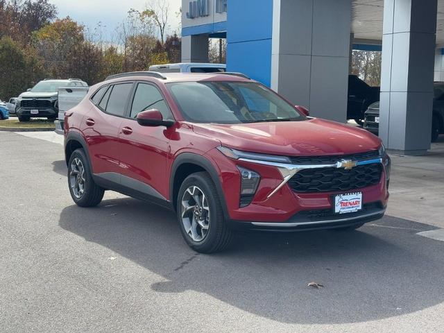 2026 Chevrolet Trax LT - Photo 2