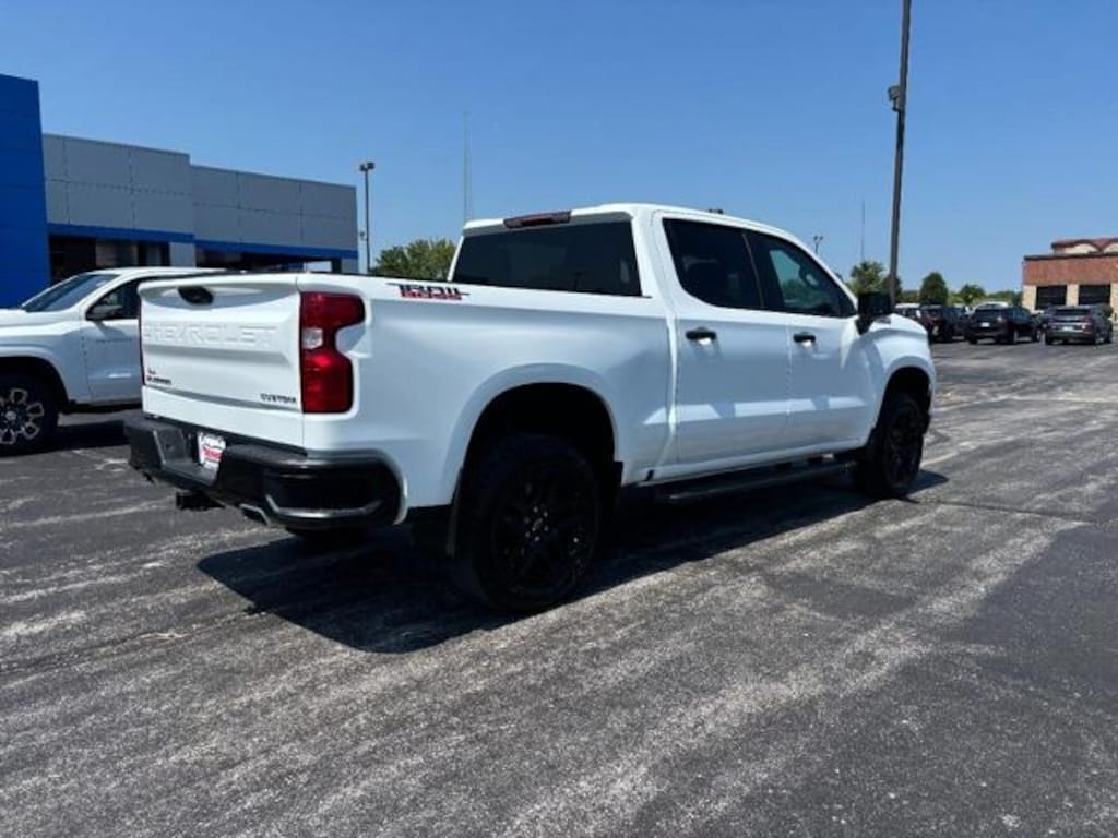 Used 2024 Chevrolet Silverado 1500 Custom Trail Boss Crew Cab Pickup