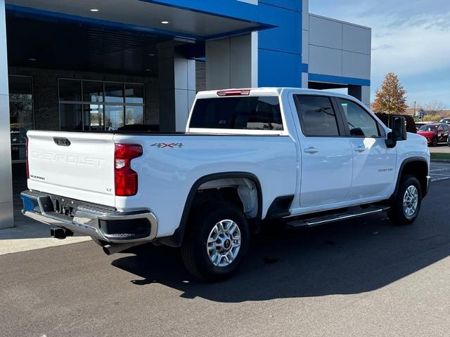 2024 Chevrolet Silverado 2500HD LT photo 3