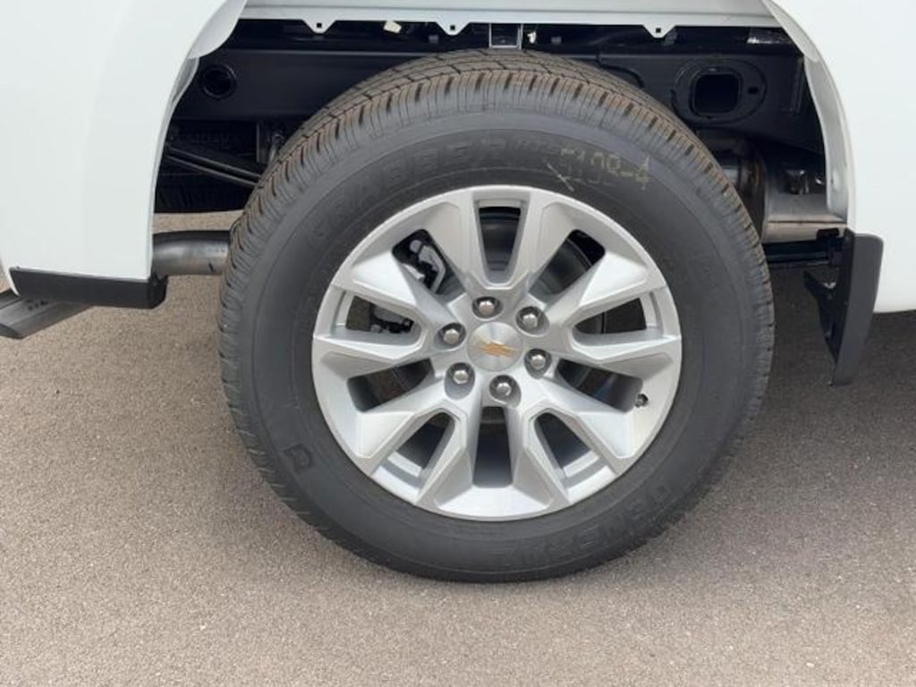 New 2026 Chevrolet Silverado 1500 Custom Truck