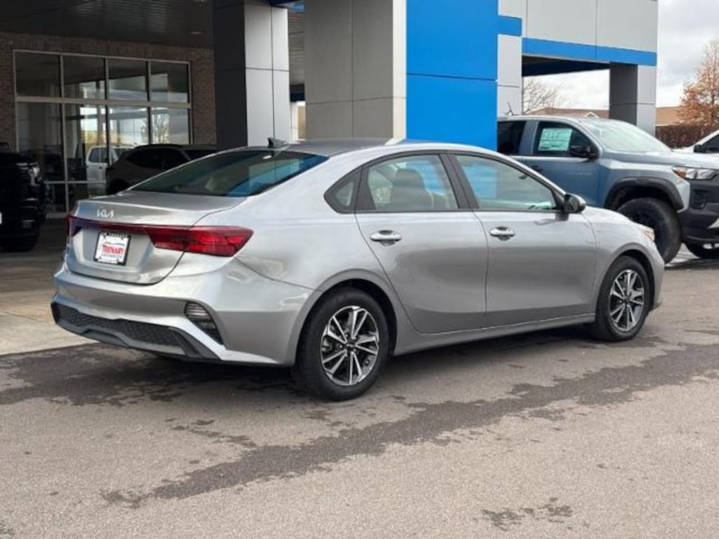 Used 2024 Kia Forte LXS Car