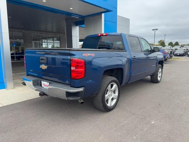 2016 Chevrolet Silverado 1500 LT photo 3