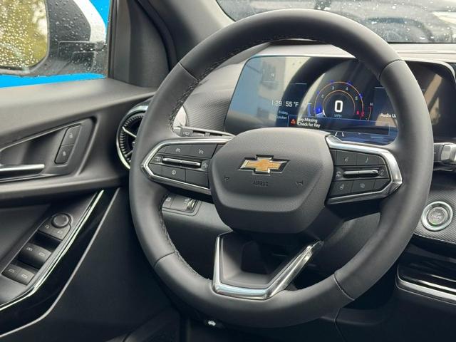 2027 Chevrolet Equinox LT - Photo 7