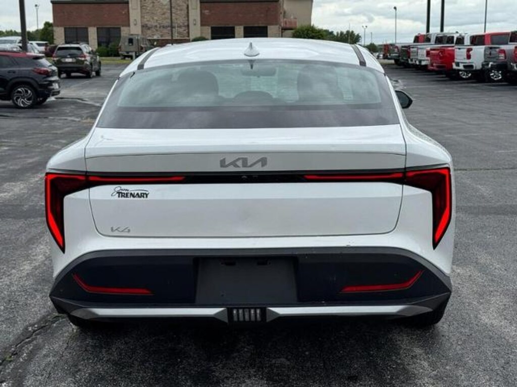 Used 2025 Kia K4 LXS Car