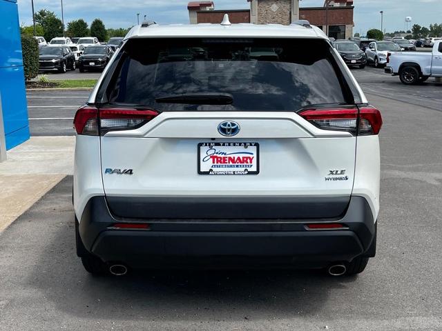 2021 Toyota RAV4 Hybrid LE photo 4
