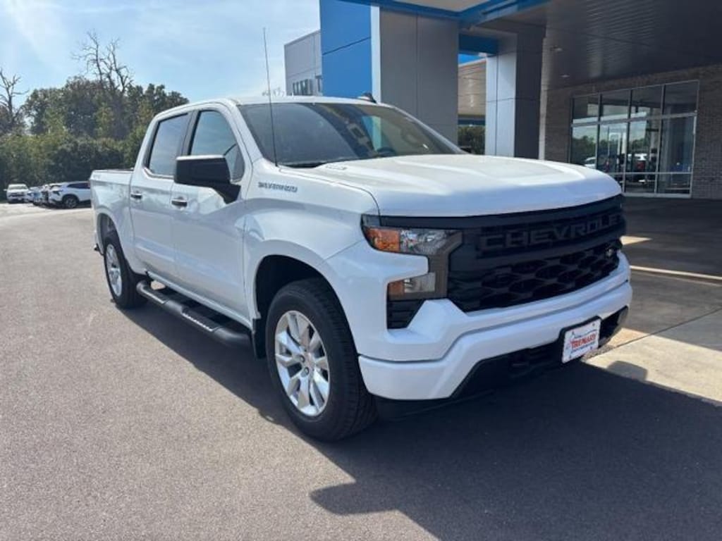 New 2026 Chevrolet Silverado 1500 Custom Truck