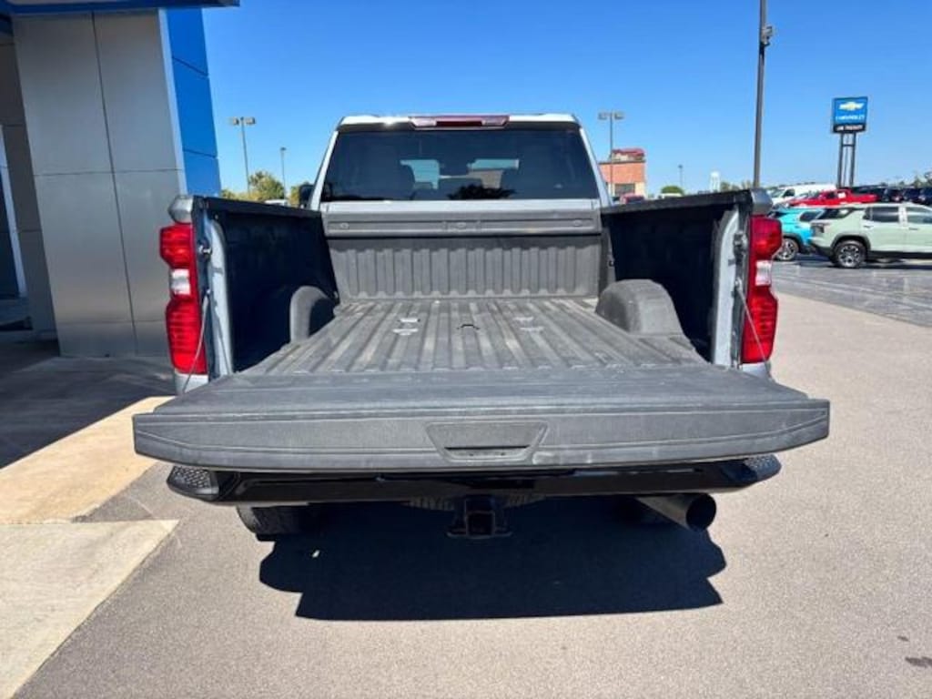 Used 2024 Chevrolet Silverado 2500HD Custom Crew Cab Pickup