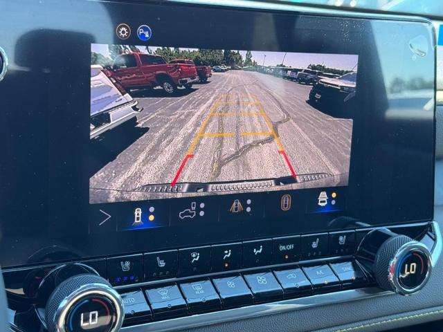2026 Chevrolet Colorado ZR2 - Photo 14