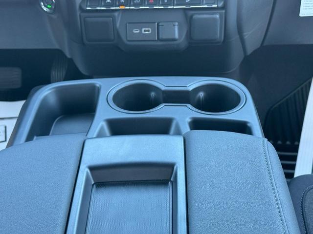 2026 Chevrolet Silverado 1500 Custom Trail Boss - Photo 10