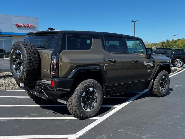 2025 Gmc Hummer EV photo 3