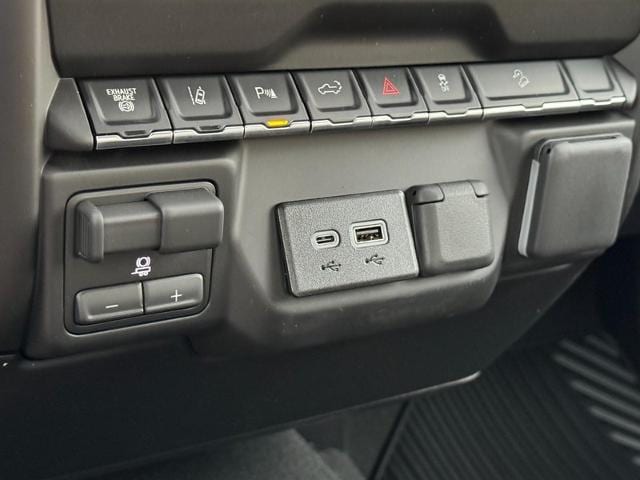 2026 Chevrolet Silverado 2500 HD Custom - Photo 12