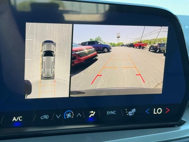 2026 Chevrolet Traverse LT - Photo 15