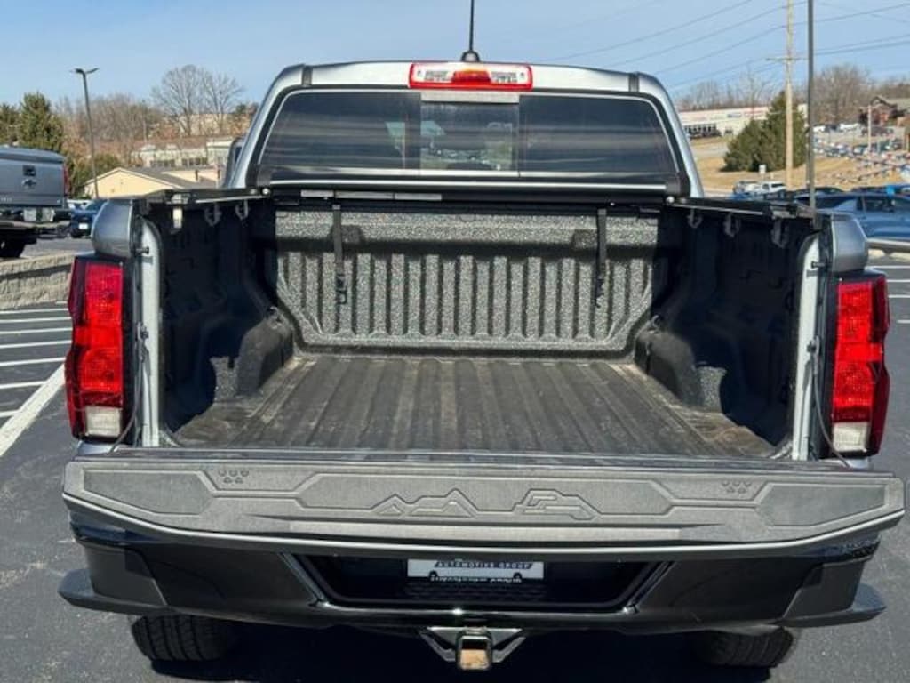 Used 2023 Chevrolet Colorado 2WD Work Truck Crew Cab Pickup