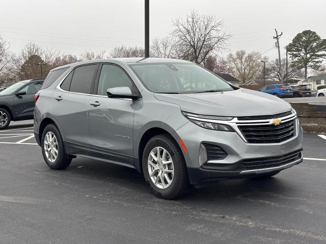 2024 Chevrolet Equinox LT photo 2