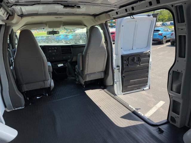 2026 Chevrolet Express Cargo Work Van - Photo 8