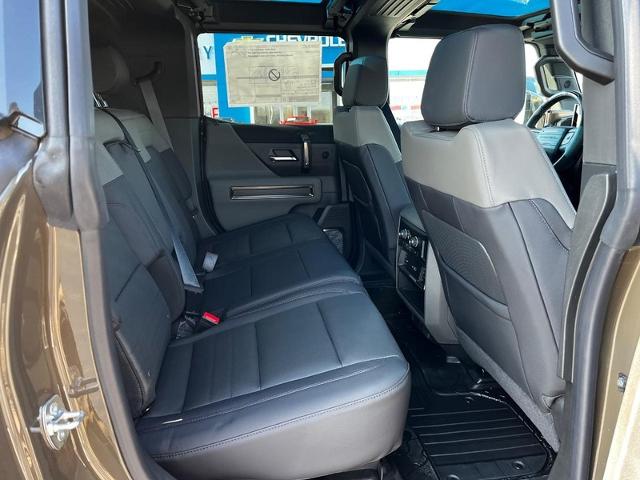 2025 Gmc Hummer EV photo 4