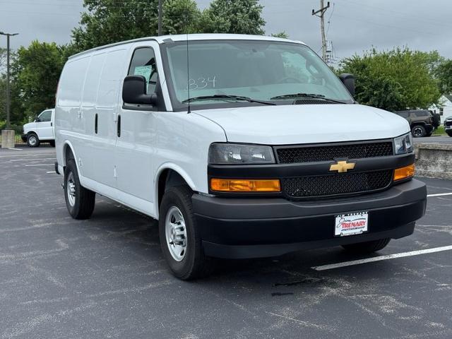 2026 Chevrolet Express Cargo Work Van - Photo 2