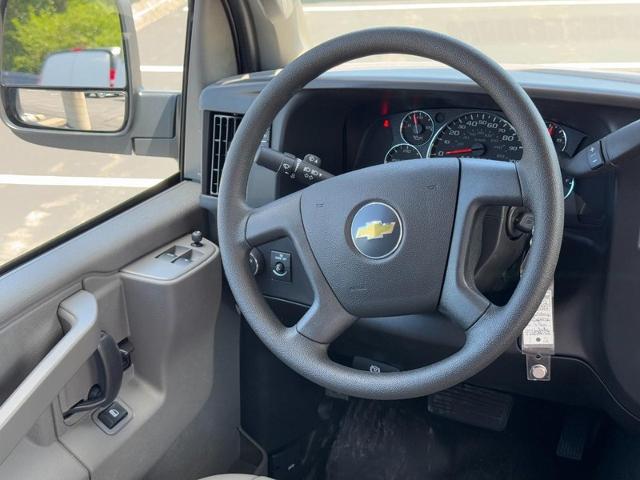 2026 Chevrolet Express Cargo Work Van - Photo 10