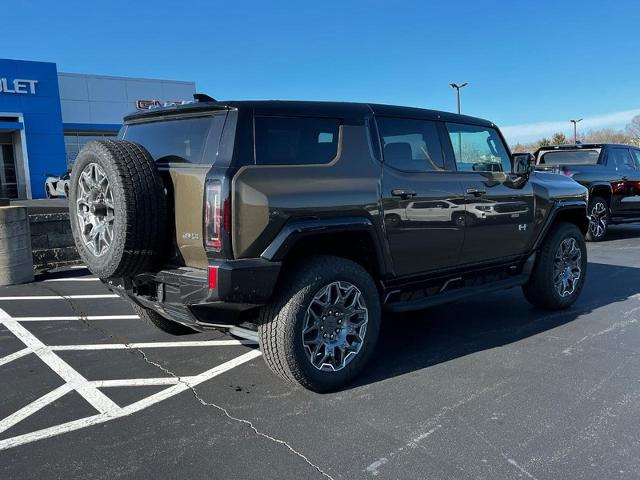 2025 Gmc Hummer EV photo 3