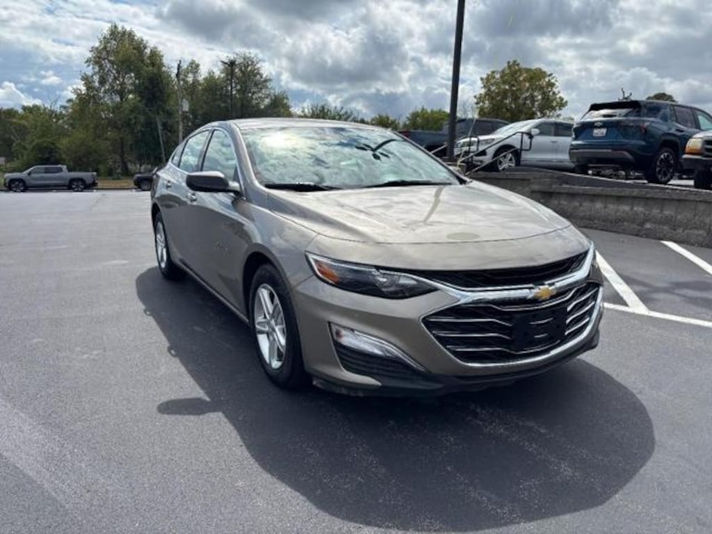Used 2023 Chevrolet Malibu LS Car