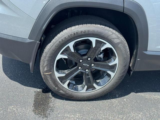 2026 Chevrolet Equinox LT - Photo 4