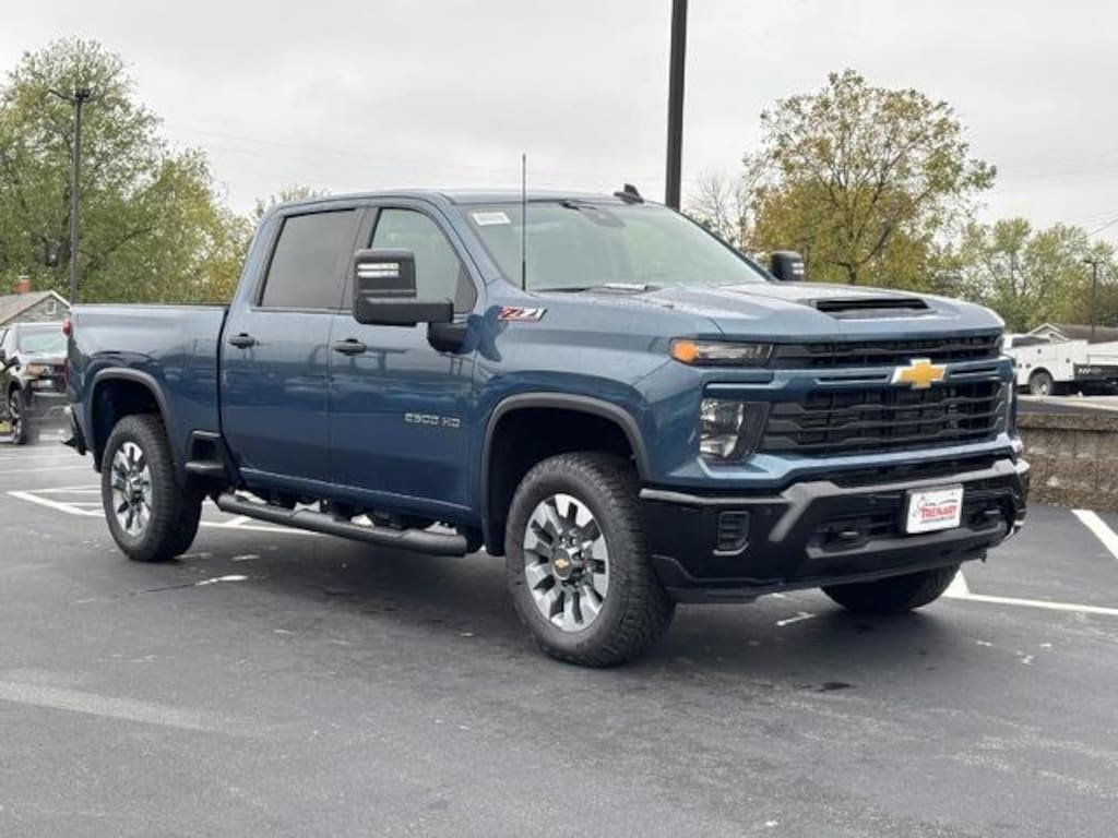 New 2026 Chevrolet Silverado 2500HD Custom Truck