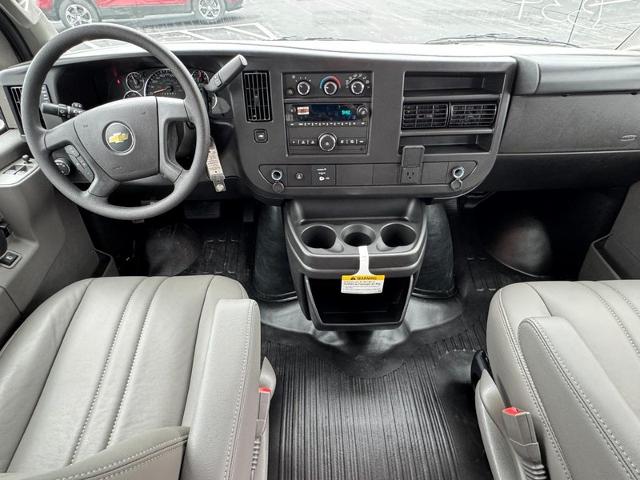 2026 Chevrolet Express Cargo Work Van - Photo 9