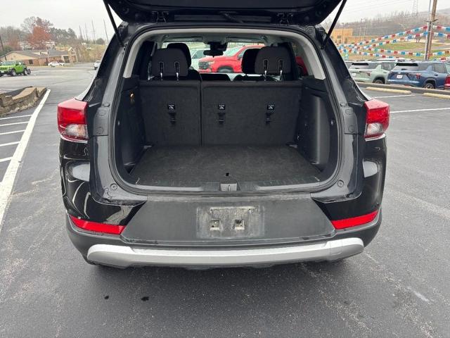2025 Chevrolet Trailblazer LT photo 3