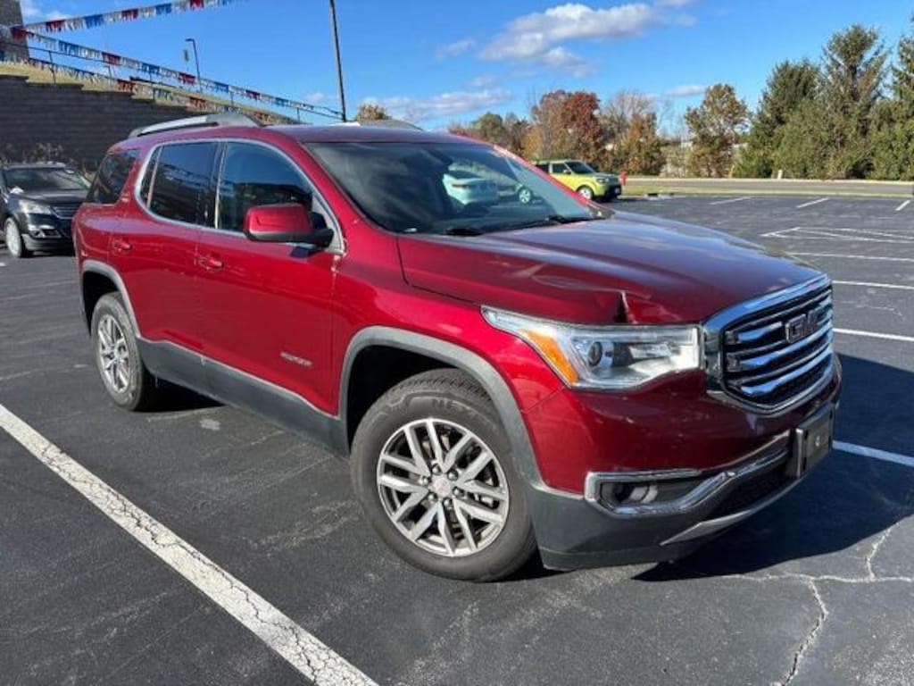 Used 2018 GMC Acadia SLE Sport Utility