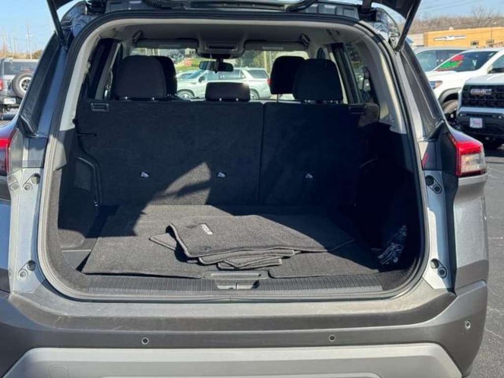 Used 2023 Nissan Rogue S Sport Utility