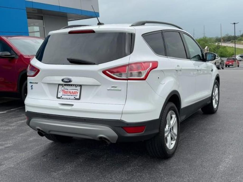 Used 2016 Ford Escape SE Sport Utility
