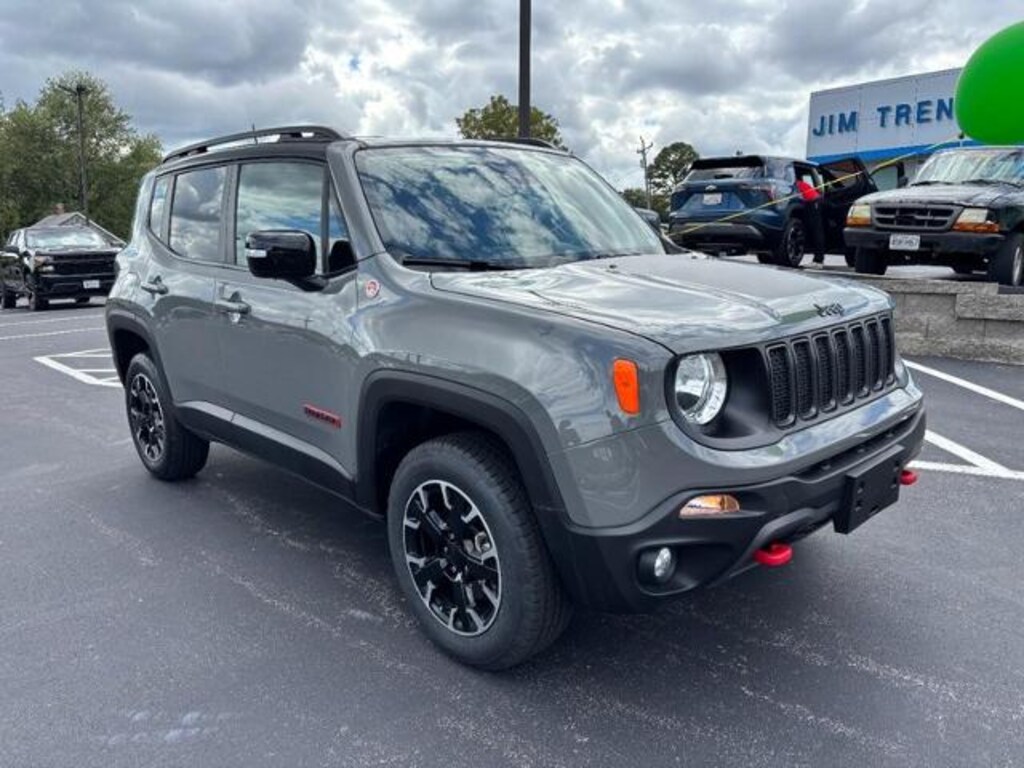 Used 2023 Jeep Renegade Trailhawk Sport Utility