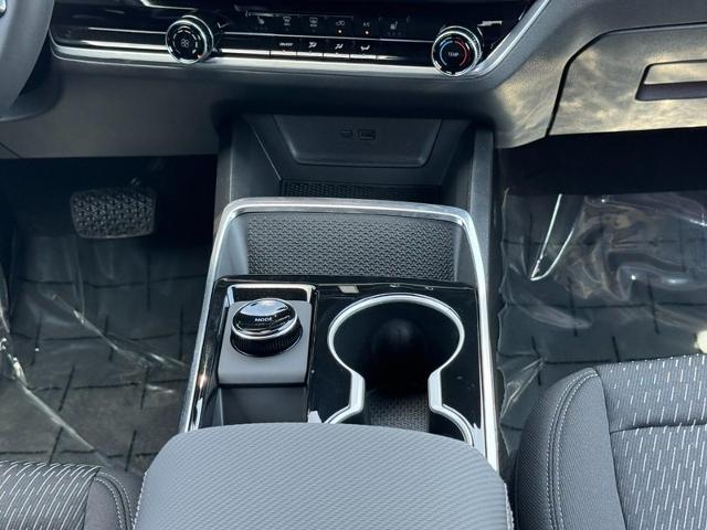 2026 Chevrolet Equinox LT - Photo 10