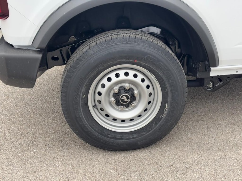 New 2025 Ford Bronco Base SUV