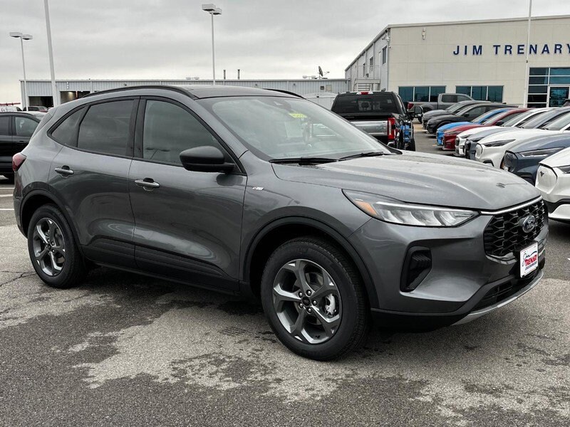 2025 Ford Escape ST-Line photo 2